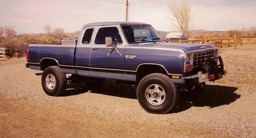 Attached picture 8001252-81W350SuperTruck.jpg