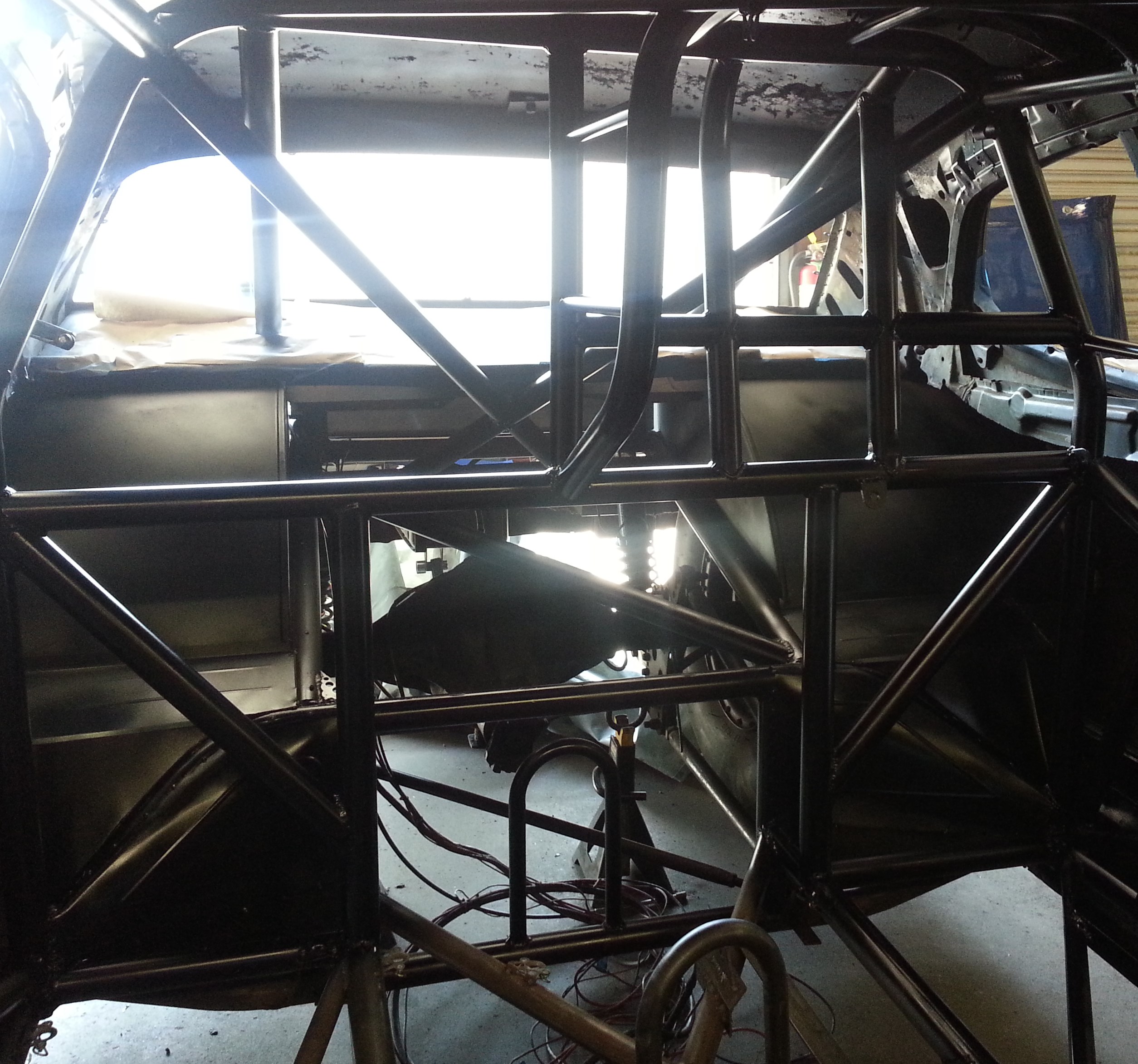Attached picture 8026340-20130824_120104rollcage.jpg