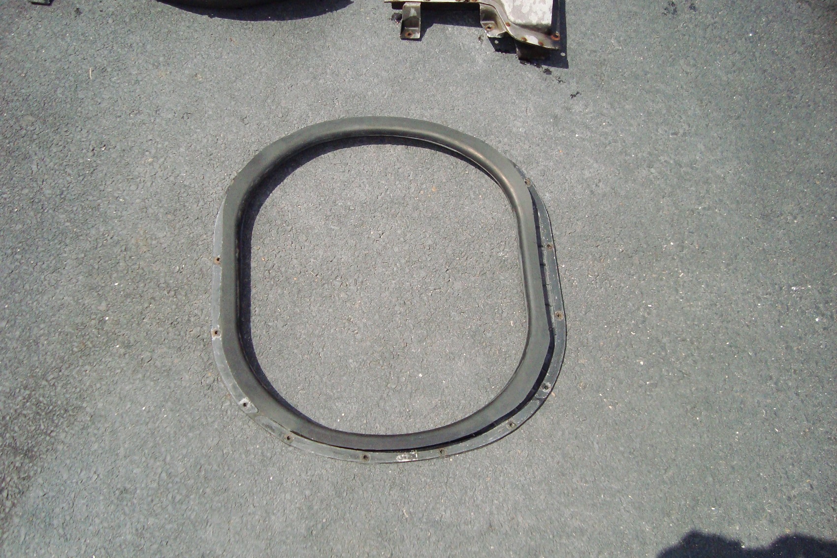 Attached picture 8229890-rubberseal.JPG