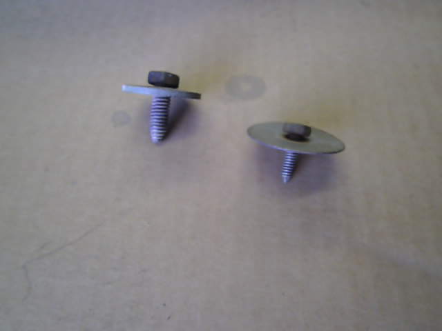 Attached picture 8238251-bolts004.JPG