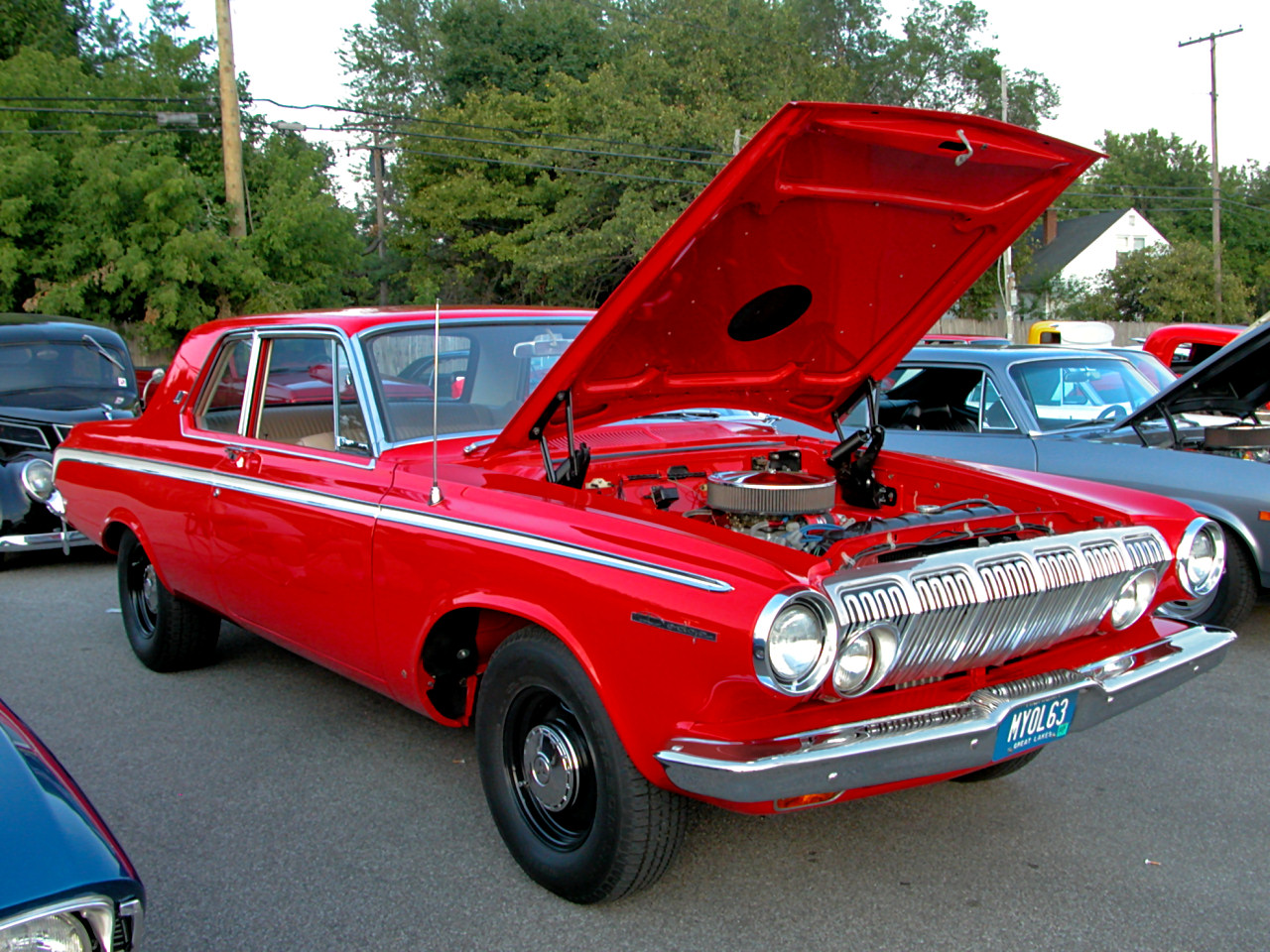 Attached picture 8317641-1963-Dodge-440-2-Door-Sedan-with-Modified-426-Wedge-Vermillion-fvr-2005-Dream-Cruise-N.jpg