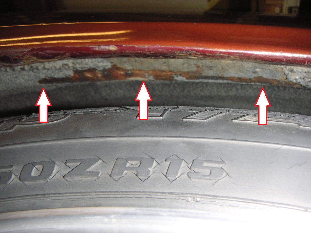 Attached picture 8354725-OptimaRear8_1_10TireFit1OuterWhlHseRidge.jpg