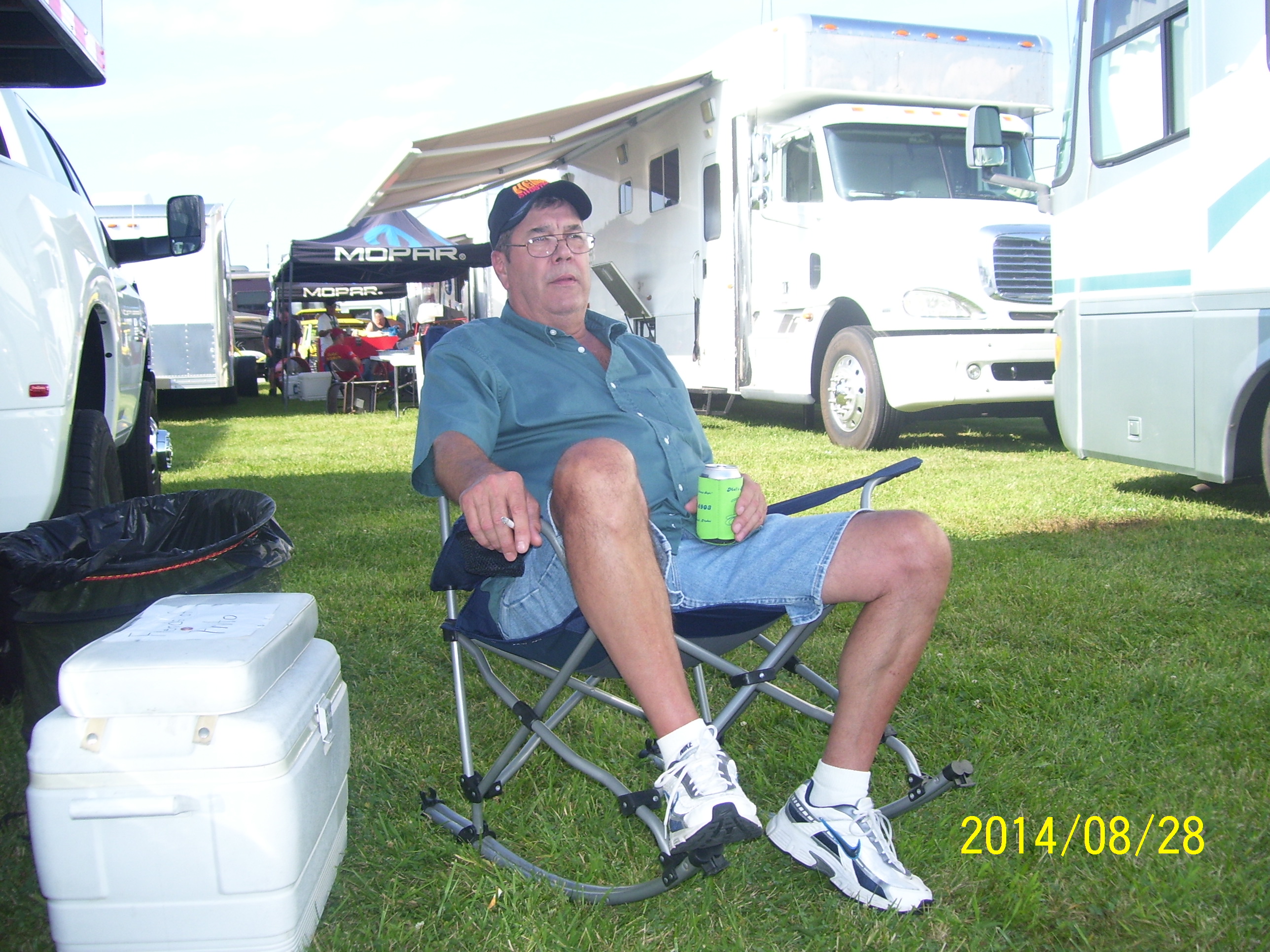 Attached picture 8427252-IndyHemiShootout019.JPG