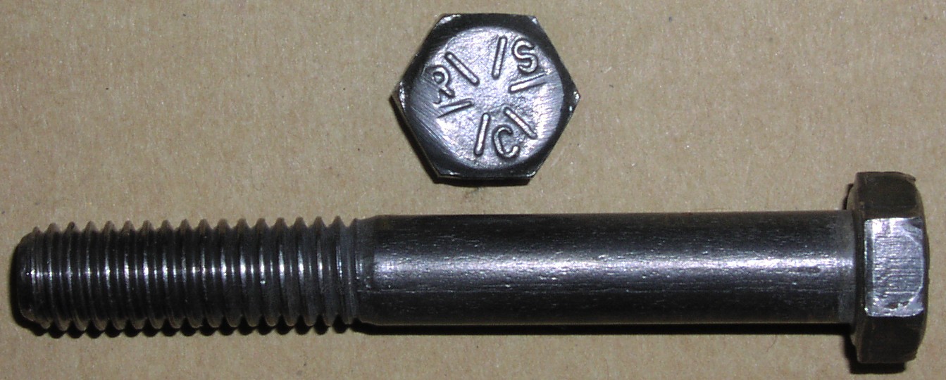 Attached picture 8468741-6414026-426HemiMainCrossBolts.jpg